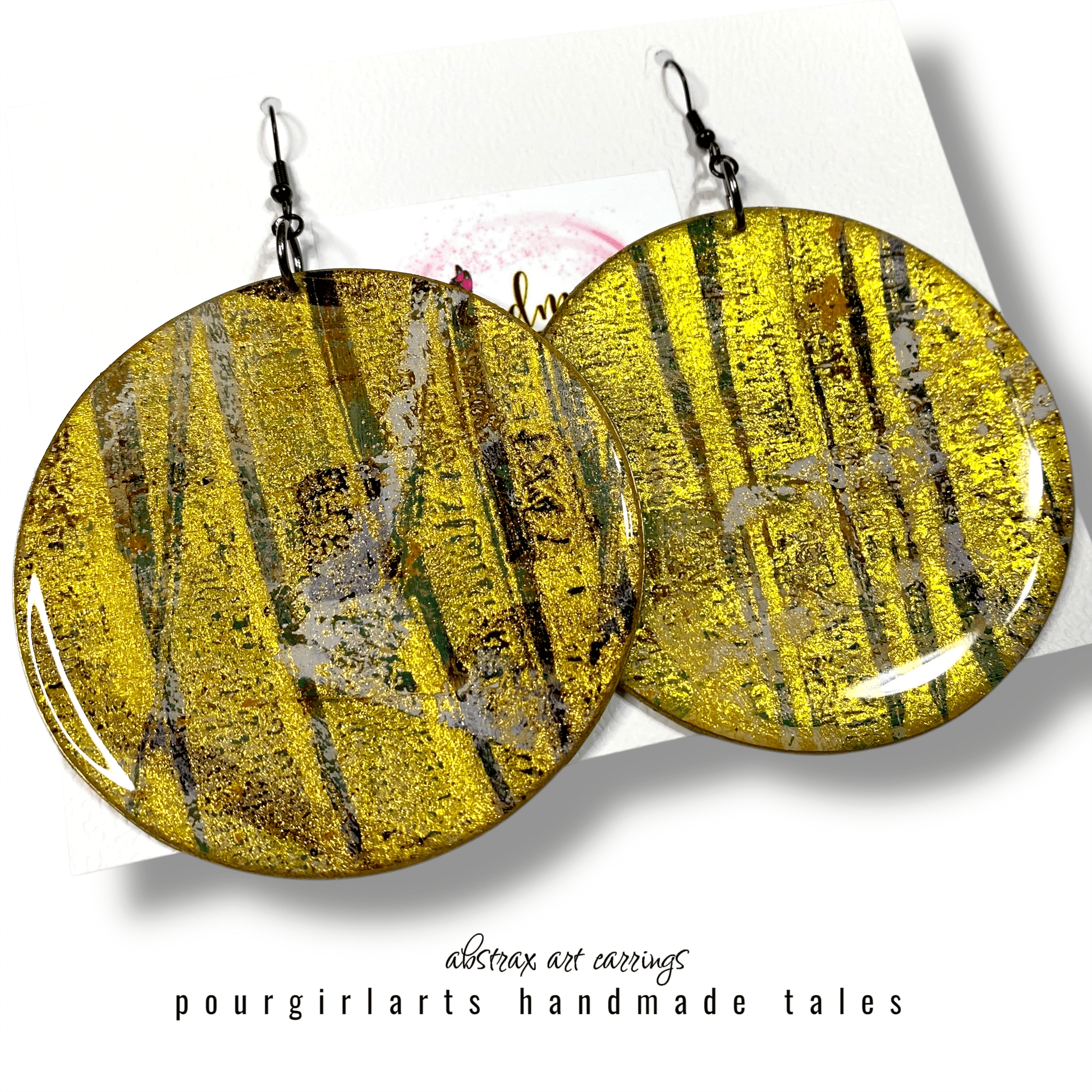 GOLDEN GIRL - HANDMADE TALES by POURGIRLARTS