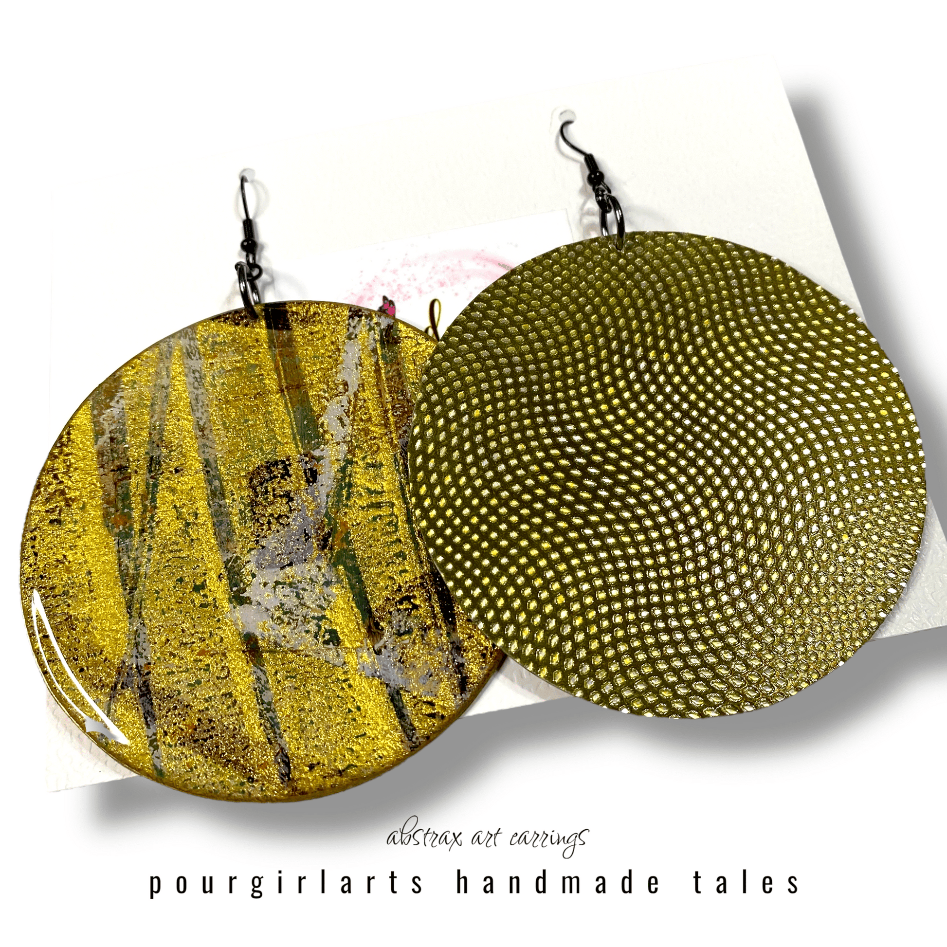 GOLDEN GIRL - HANDMADE TALES by POURGIRLARTS