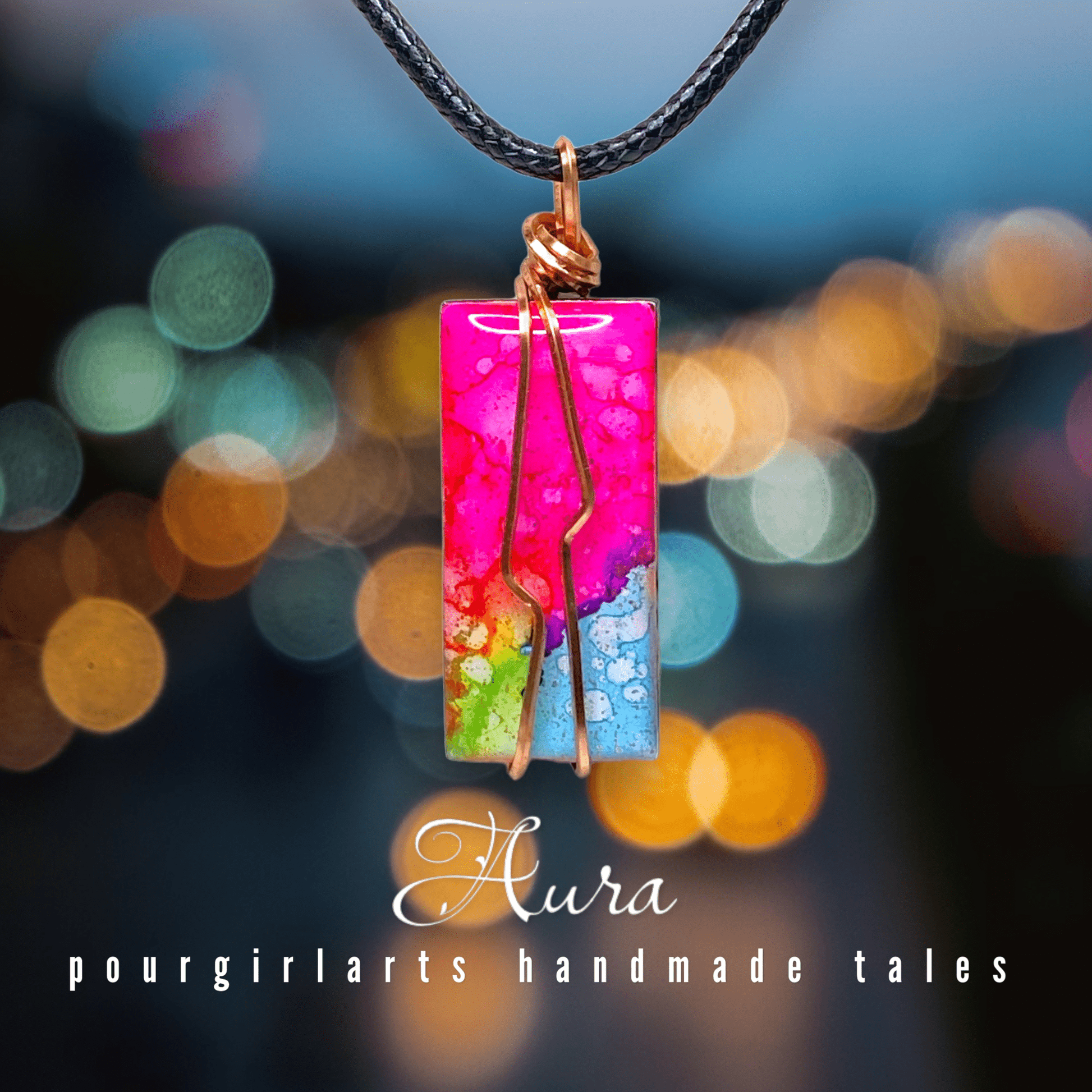 LOLA - HANDMADE TALES by POURGIRLARTS