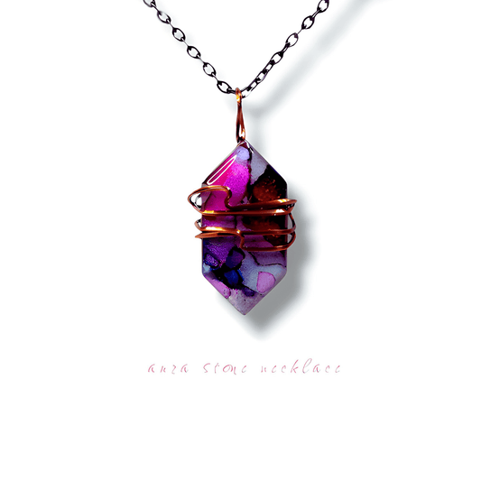 XOXO - HANDMADE TALES by POURGIRLARTS