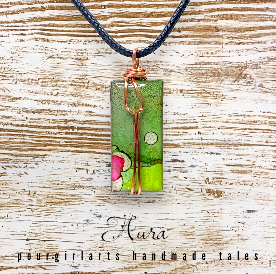 GREEN RECTANGLE AURA STONE NECKLACE-SOLD